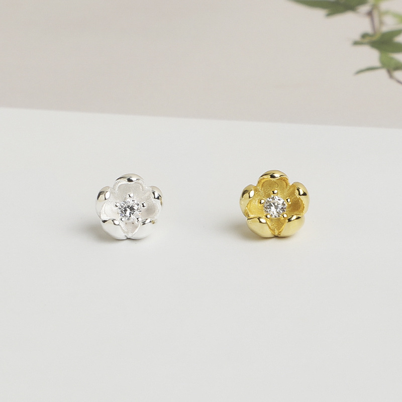 Ciondolo a forma di mini fiore - Jewelry Making In La recensione e prezzo